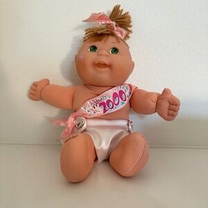 Vintage Millennium 2000 Cabbage Patch Kids
Blonde Hair , Blue Eyed Baby Girl